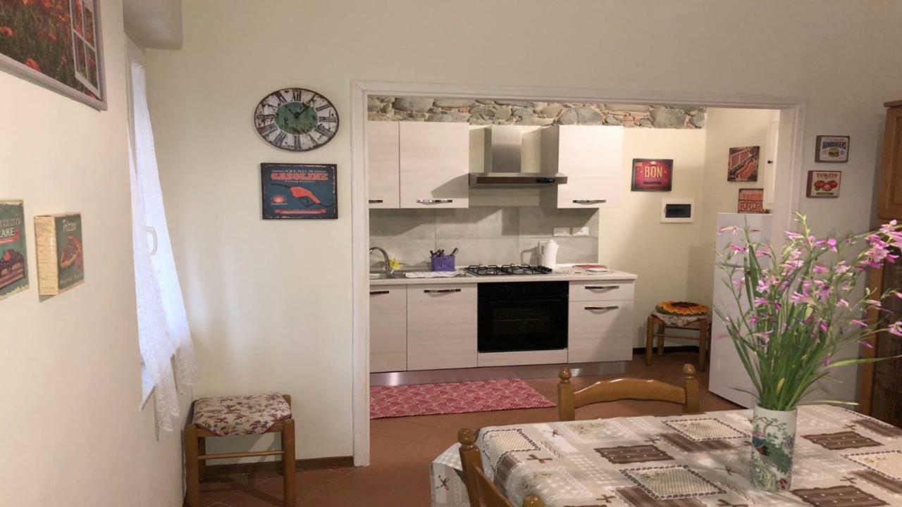 Casa Vacanza Ilia Пеша Экстерьер фото