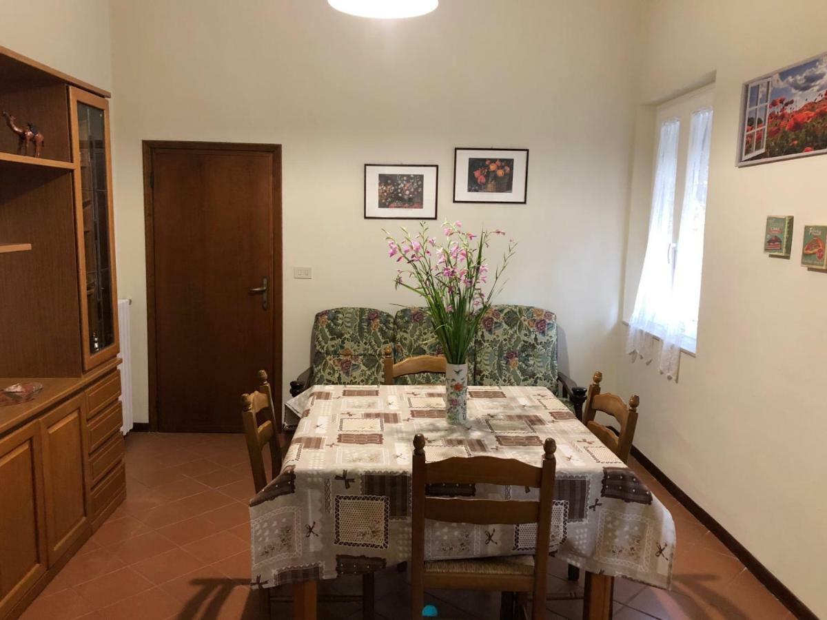 Casa Vacanza Ilia Пеша Экстерьер фото