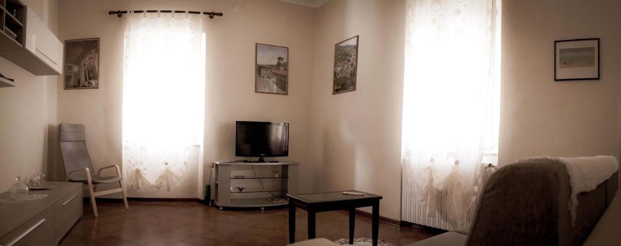 Casa Vacanza Ilia Пеша Экстерьер фото