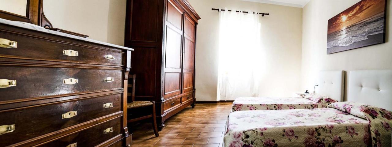 Casa Vacanza Ilia Пеша Экстерьер фото